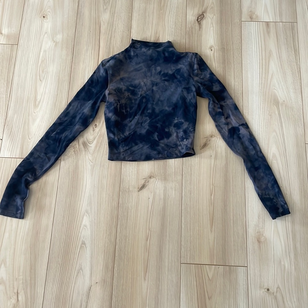 Lululemon mock neck NEVER WORN